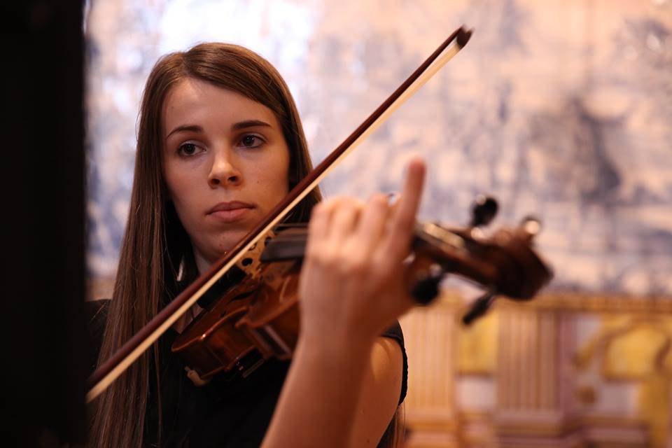 Violinista - vânia bajão