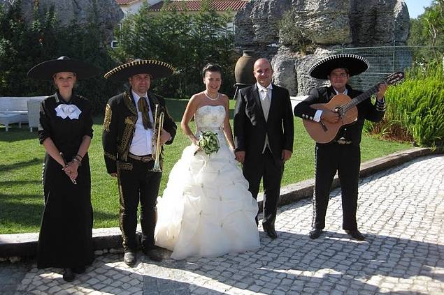 A noiva com Los Mariachis