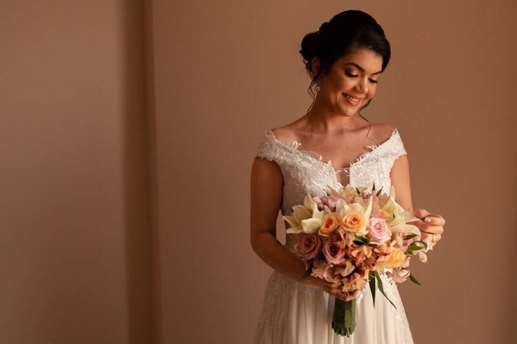 Linda e pura luz = Fernanda