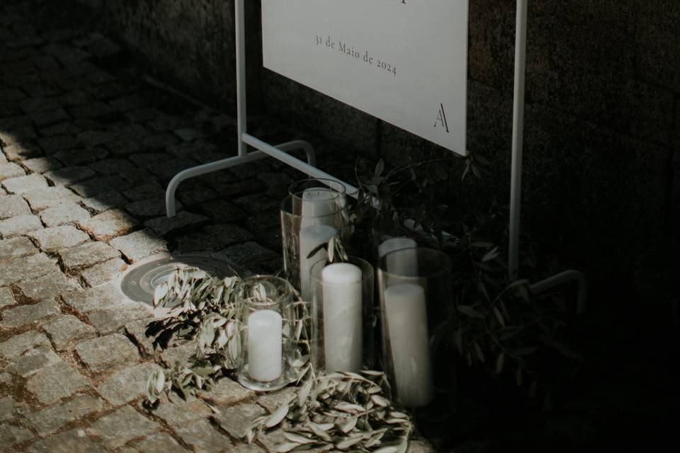 Welcome sign