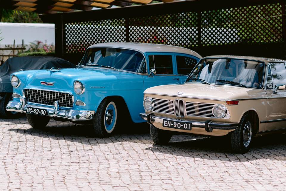 BMW 1602 & Chevrolet Bel Air