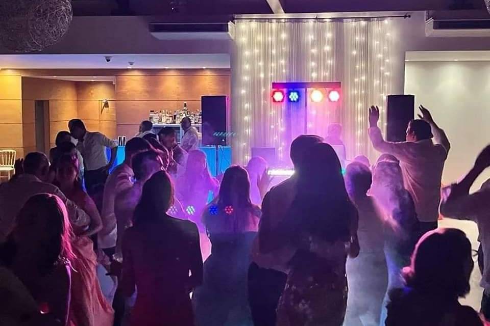 Unique Weddings & Events by DJ