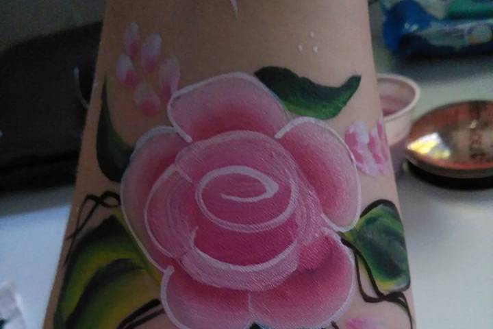 Rosa face painting