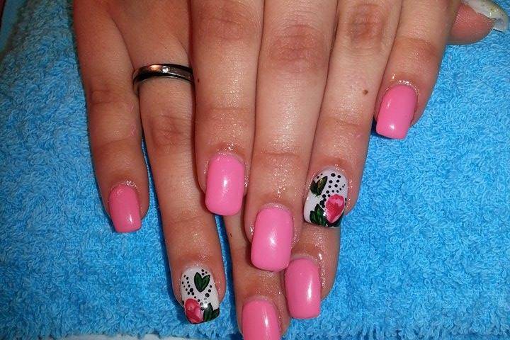 Lisa Nails