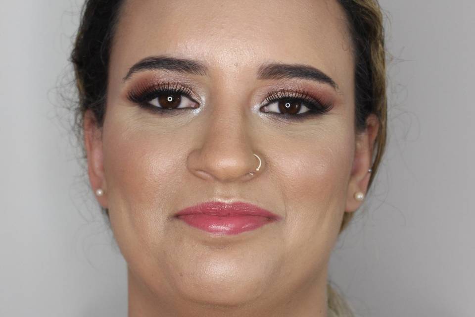 Vânia Jerónimo - Makeup Artist