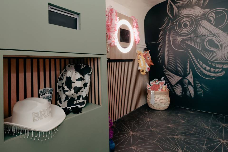 Interior 2