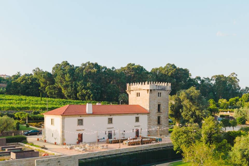 LOVE IS YOU | TORRE DE GOMARIZ