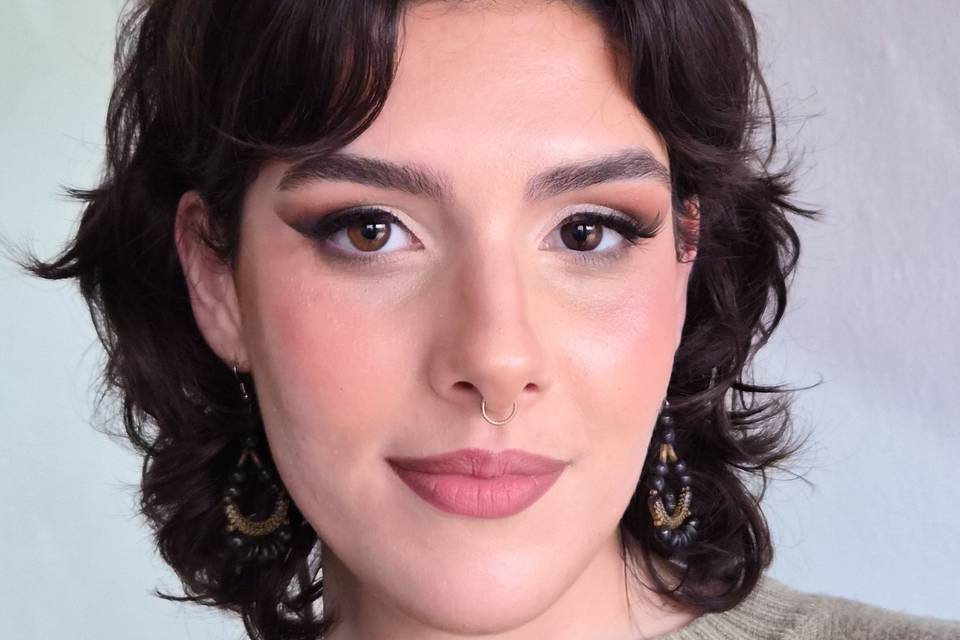 Full glam