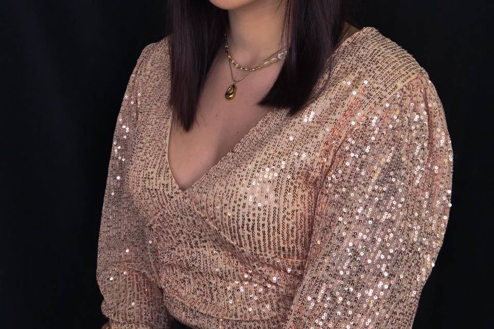 Cut crease