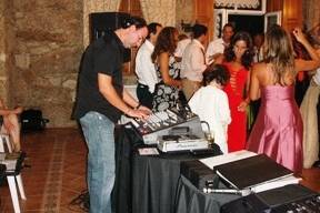 DJs para animar a festa