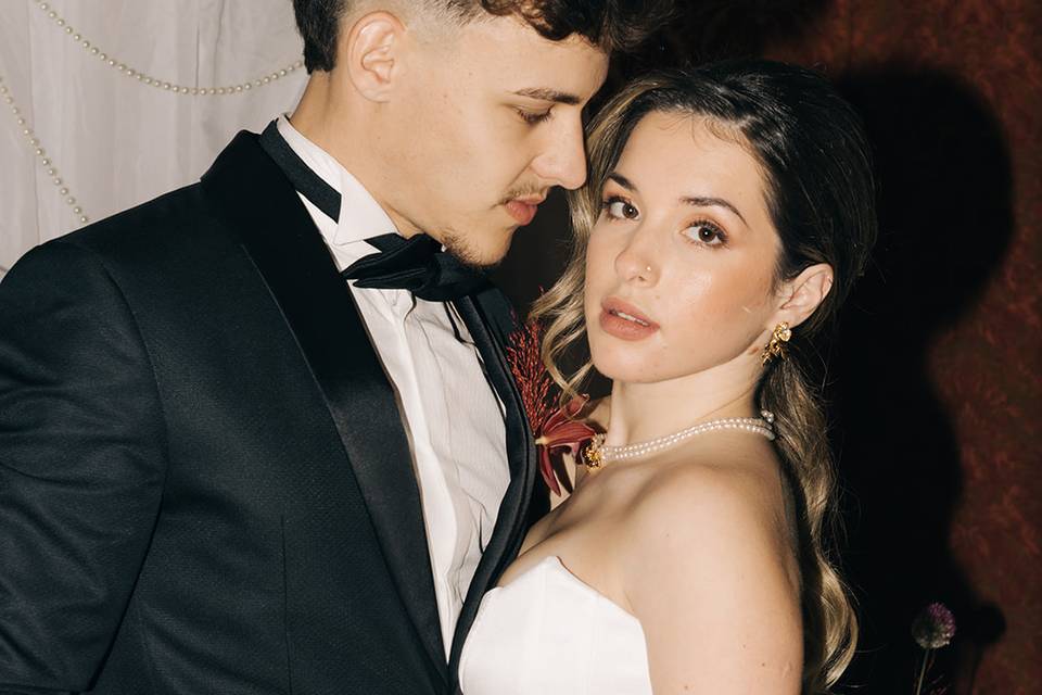 Fato completo para noivo.