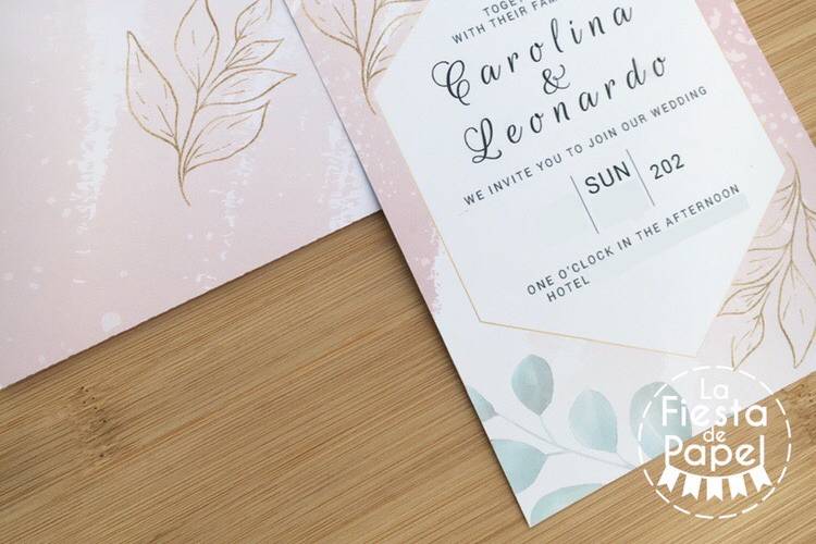 Convite e envelope cor de rosa