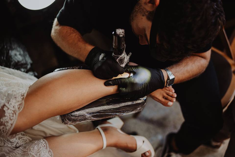 Noiva a tatuar