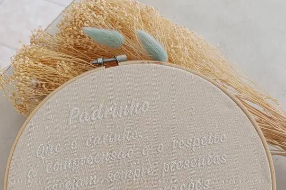 Bastidor lembrança ao padrinho