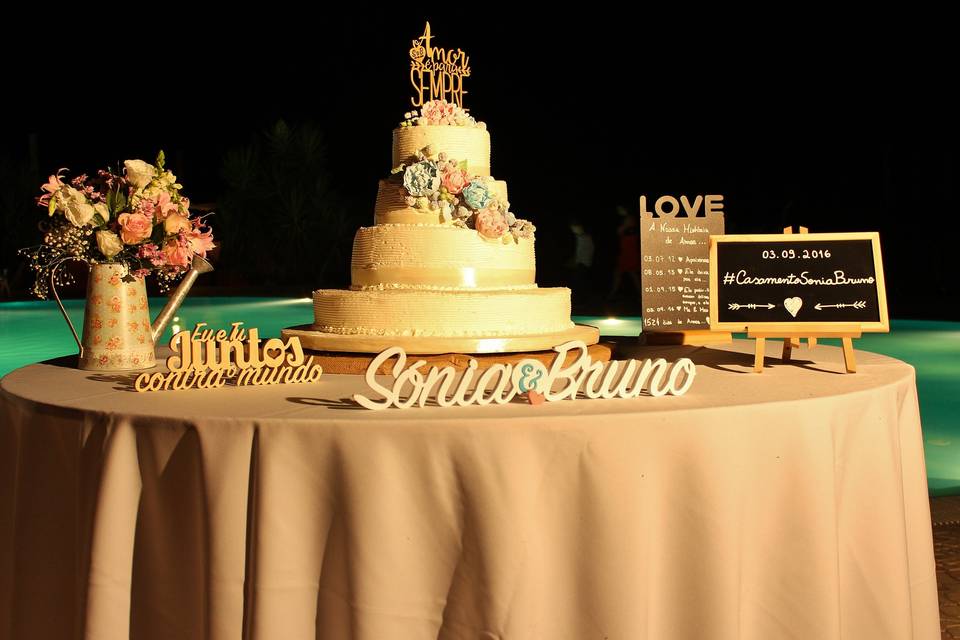 Mesa bolo dos noivos
