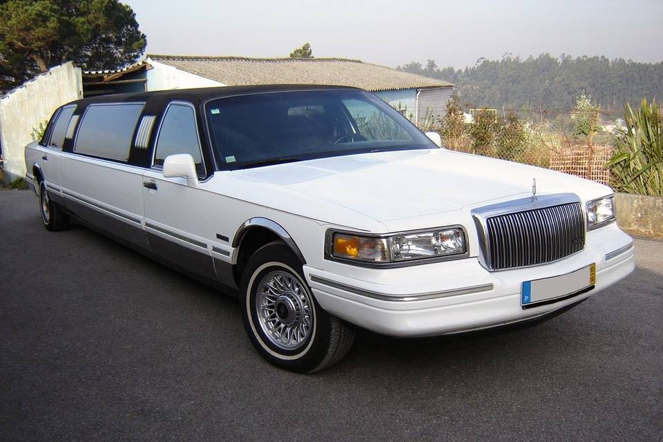 Lincoln Town Car 1999
