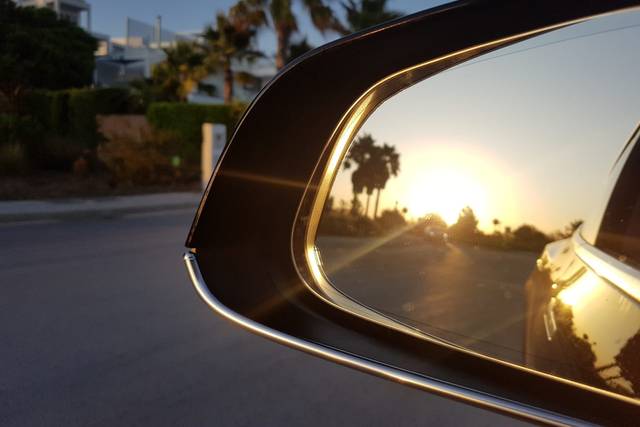 Tesla Model 3 - exterior