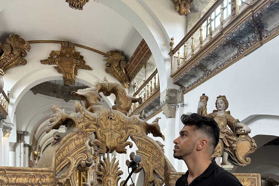 Cantor e Pianista