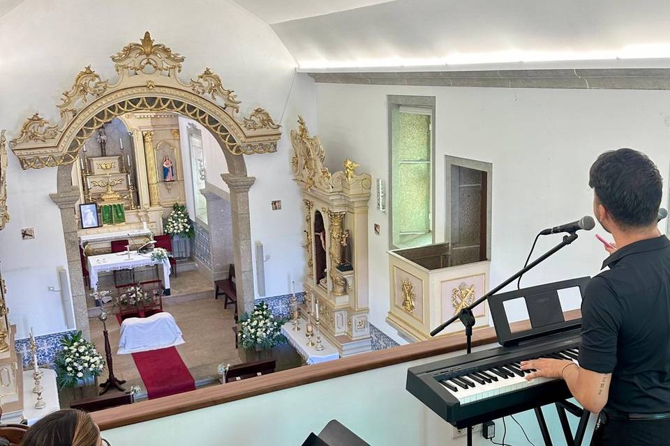 Cantor, piano e violoncelo