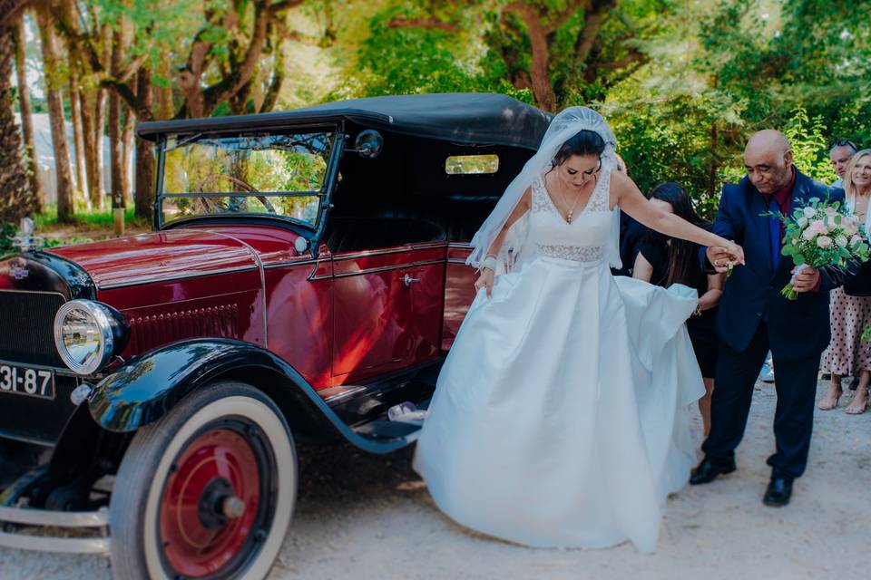 Classic car at Quinta da Serra