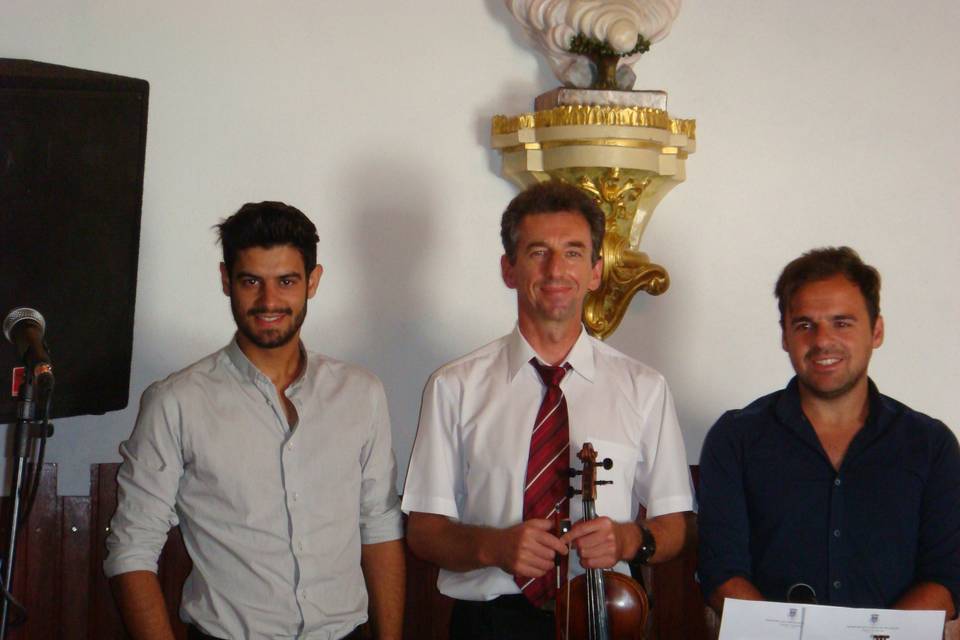 Trio (violino, piano, voz)