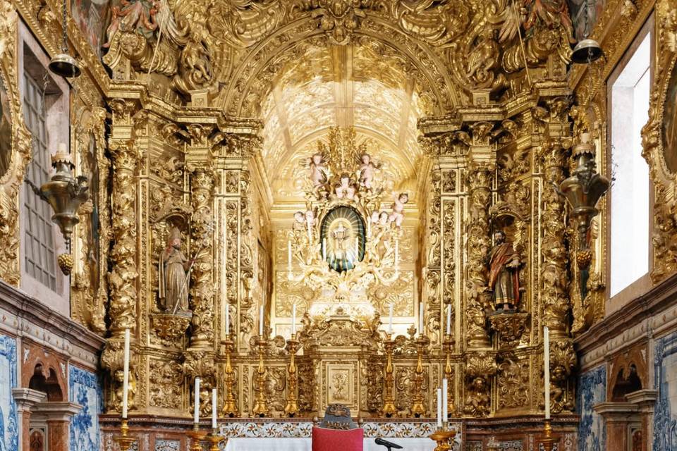 Decoração de altar colorido