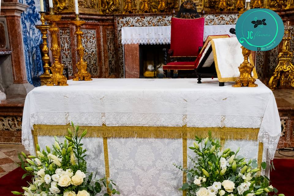 Decoração altar em branco