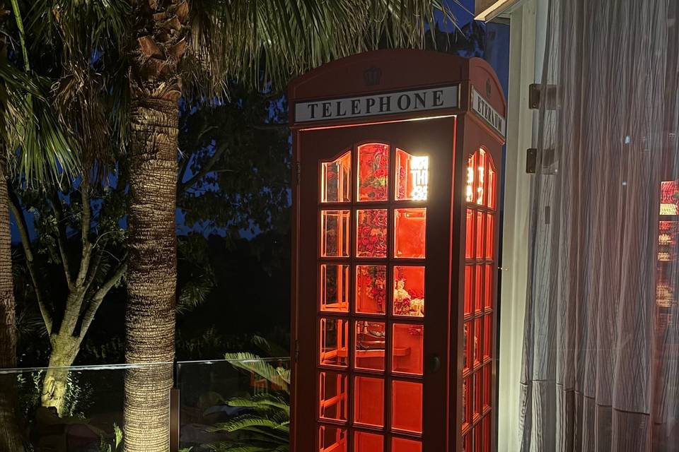 Phone booth