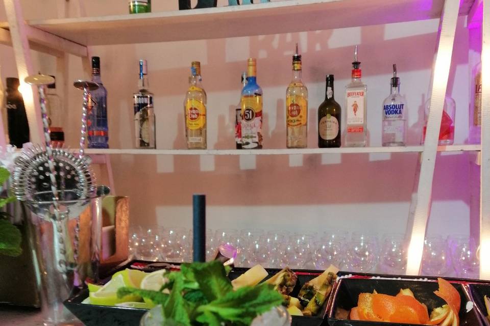 Cocktail & Bar