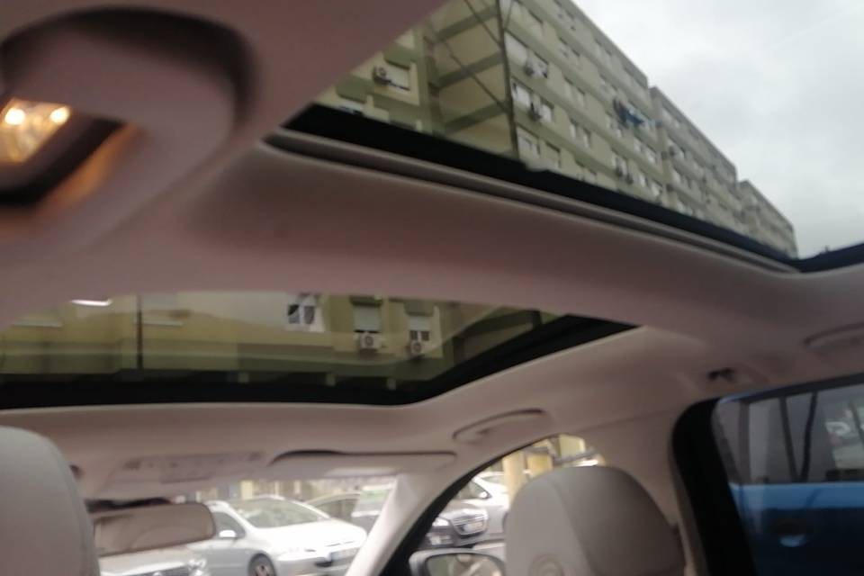 Mercedes tecto panoramico
