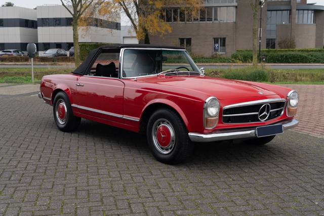 Mercedes Benz 250 SL “Pagode”