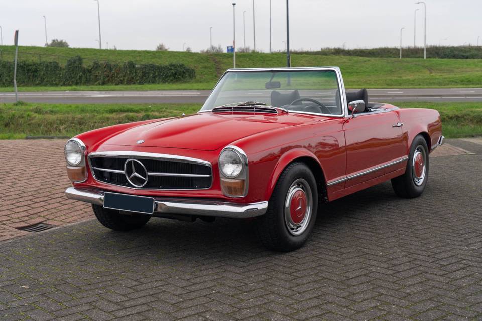 Mercedes Benz 250 SL “Pagode”