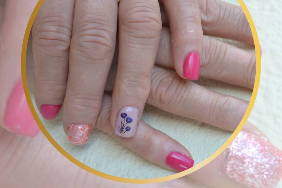 Verniz gel nail art
