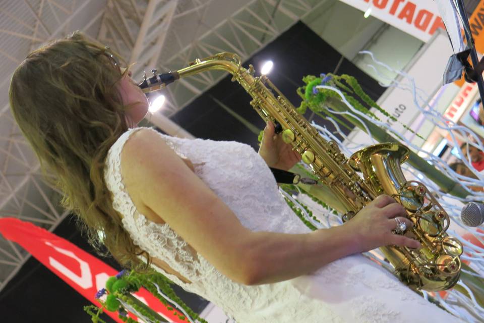 Saxofonista - Luz Alves