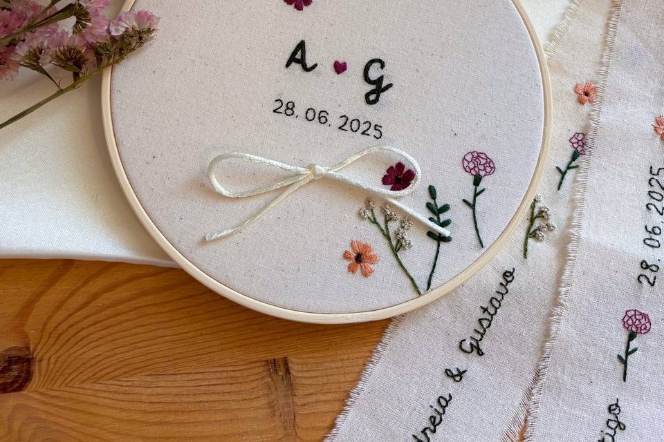 Conjunto Porta Alianças + Fita