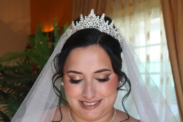 Beatriz Vicente Makeup and Hairstylist