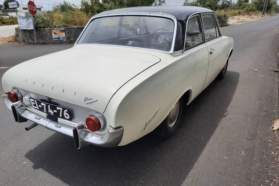 Taunus 17m coupé Super