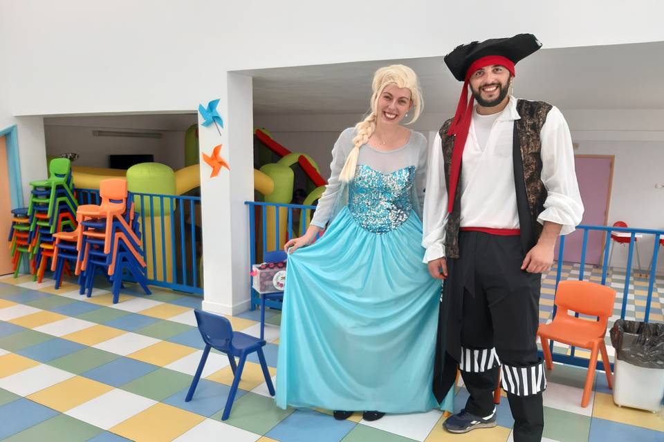 Dia da Criança - Elsa e Pirata