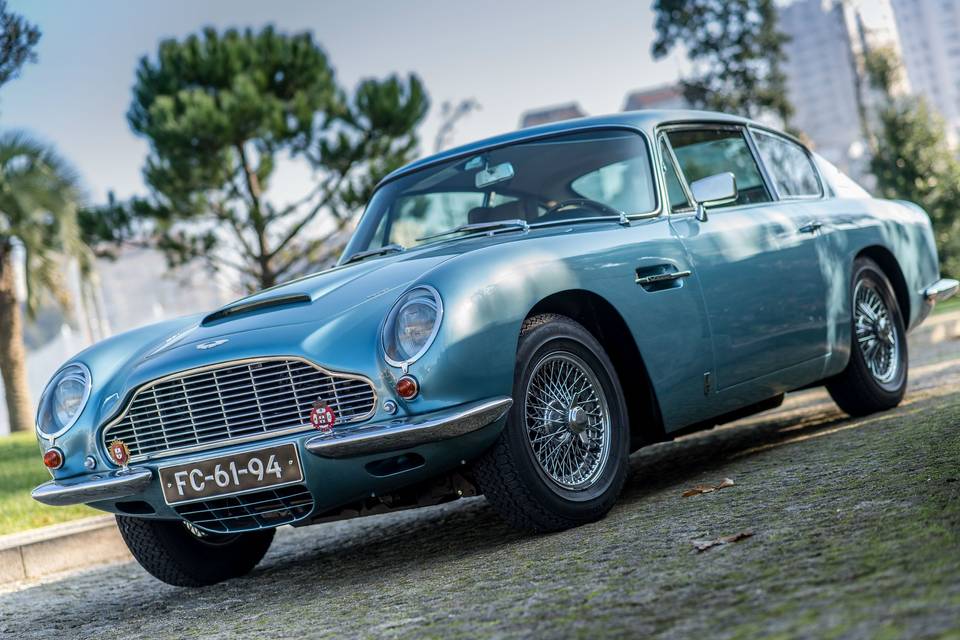 Aston Martin DB6 1966