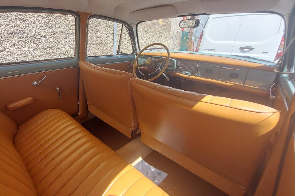 Interior traseira direita