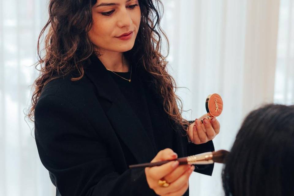 Cristina Moreira Makeup Artist
