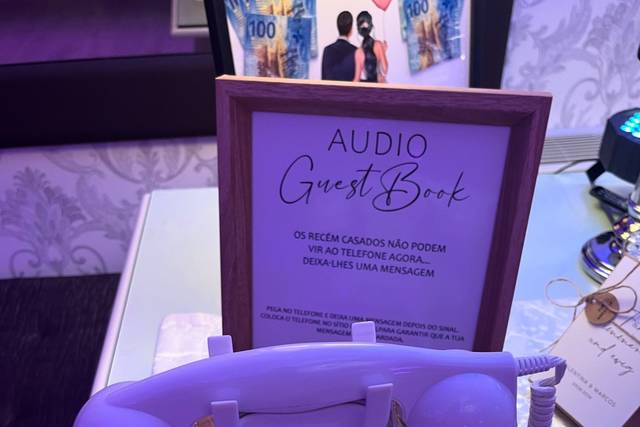 Audio guest book