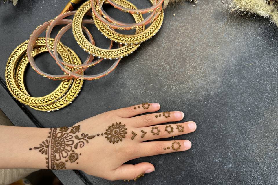 Quest henna