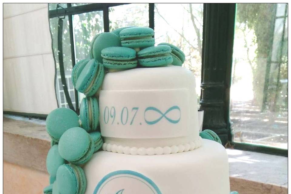 Cuqui's Cakes - Macarons & Party Styling