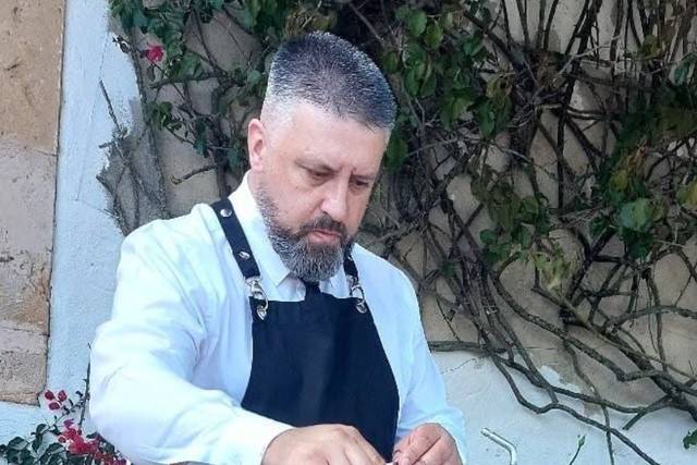 Serviço de corte de presunto