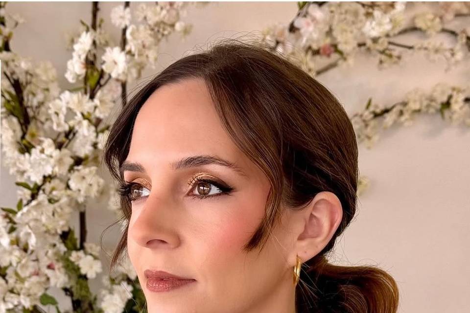 Maquiagem e penteado