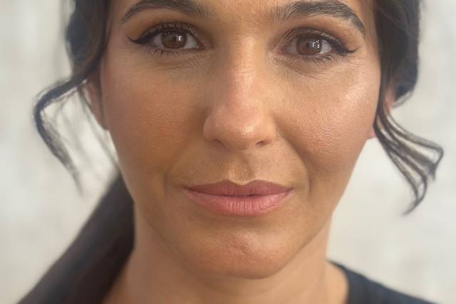 Uma makeup ideal