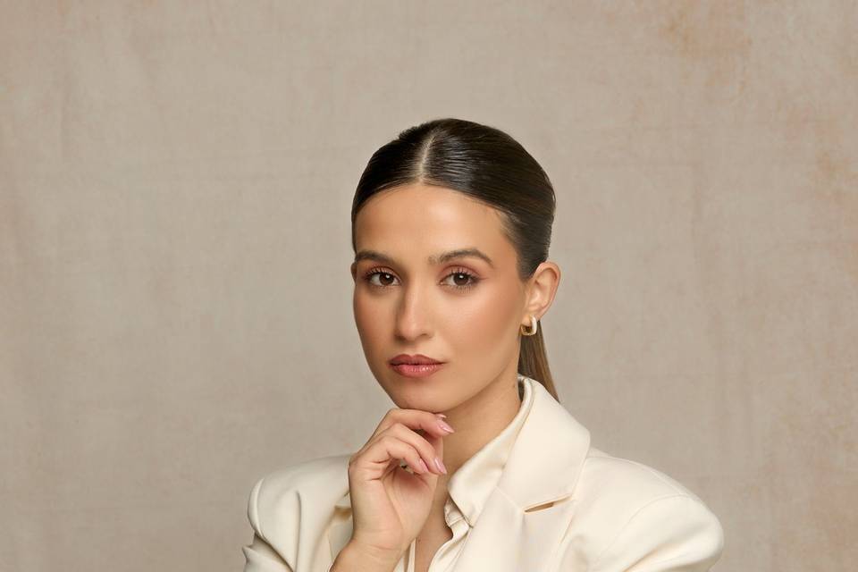 Claudia Moreira Makeup