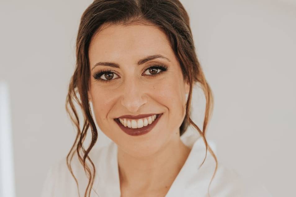 Viviana Pereira Makeup Artist