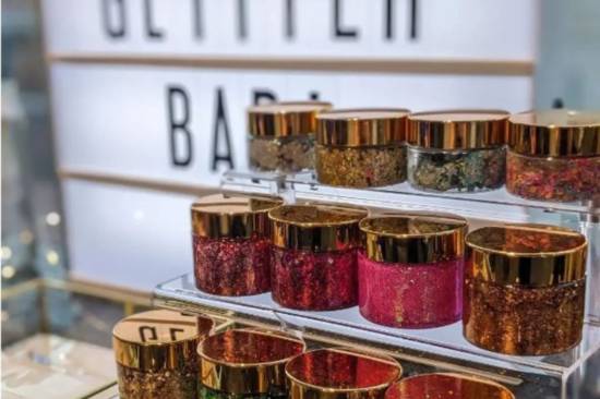Glitter station 2